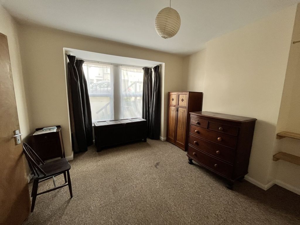 Property photo 3 of 13 Gallery