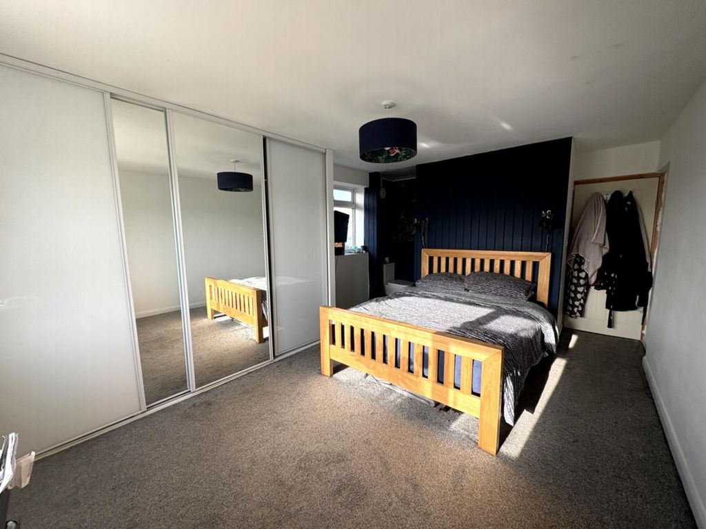 Additional image 24 of 4 bed town house for saleHigh Street, Borth SY24