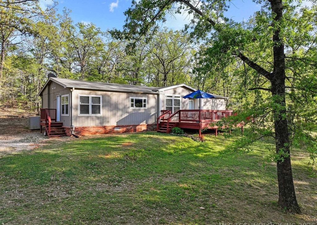Property photo 1 of 31