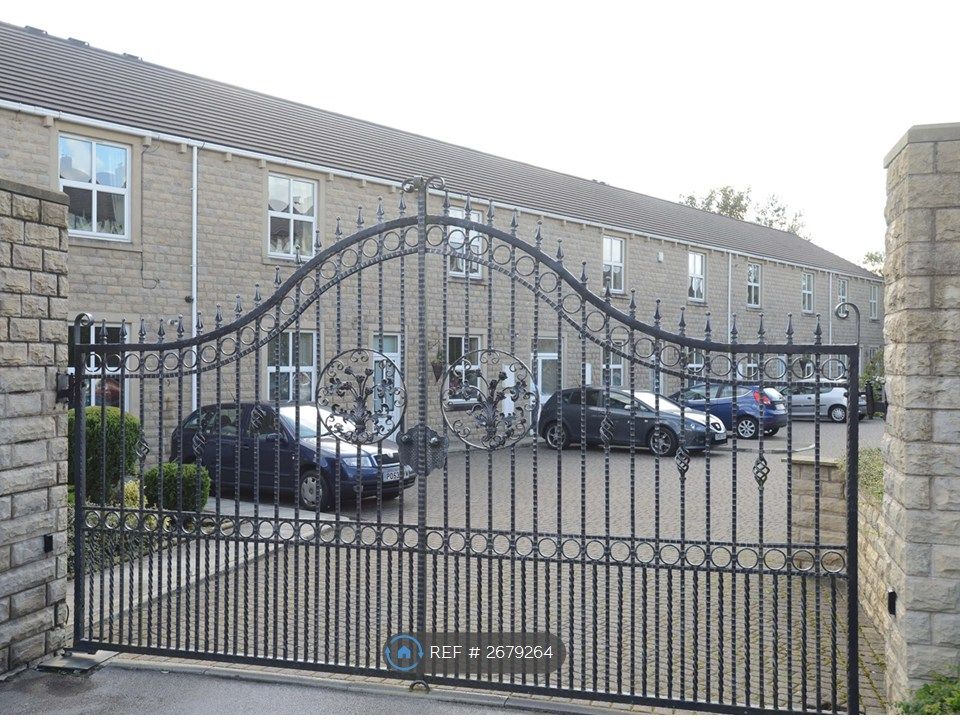 Property photo 1 of 9