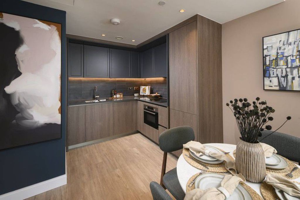 Property photo 3 of 4