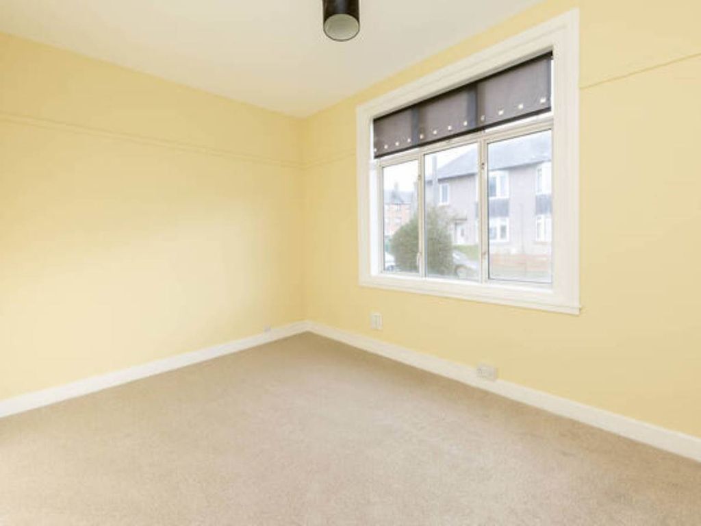 Property photo 2 of 12 67168_Crewerdw-1