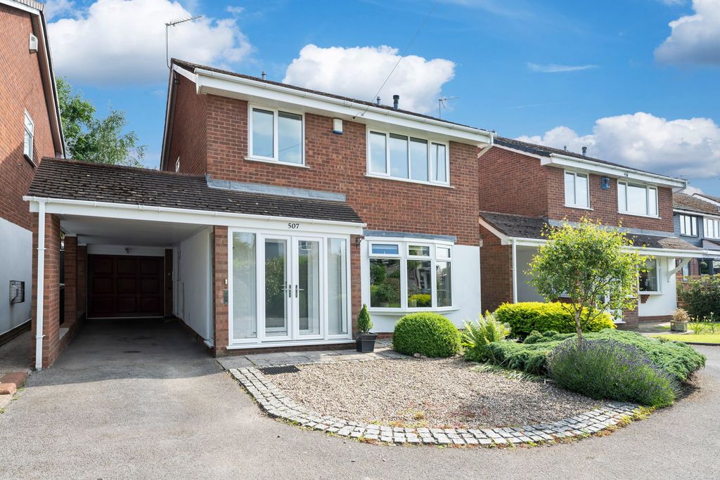 4 bed detached house for saleKingswinford, High Street DY6