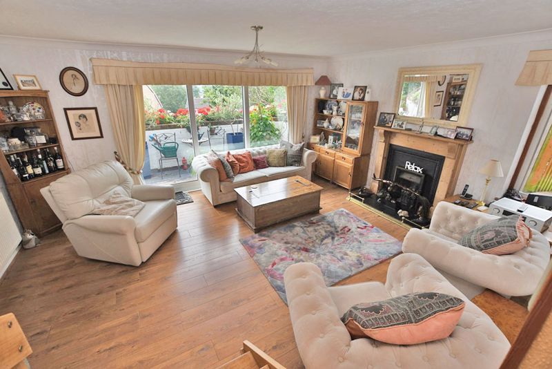 Property photo 3 of 19 Photo 5