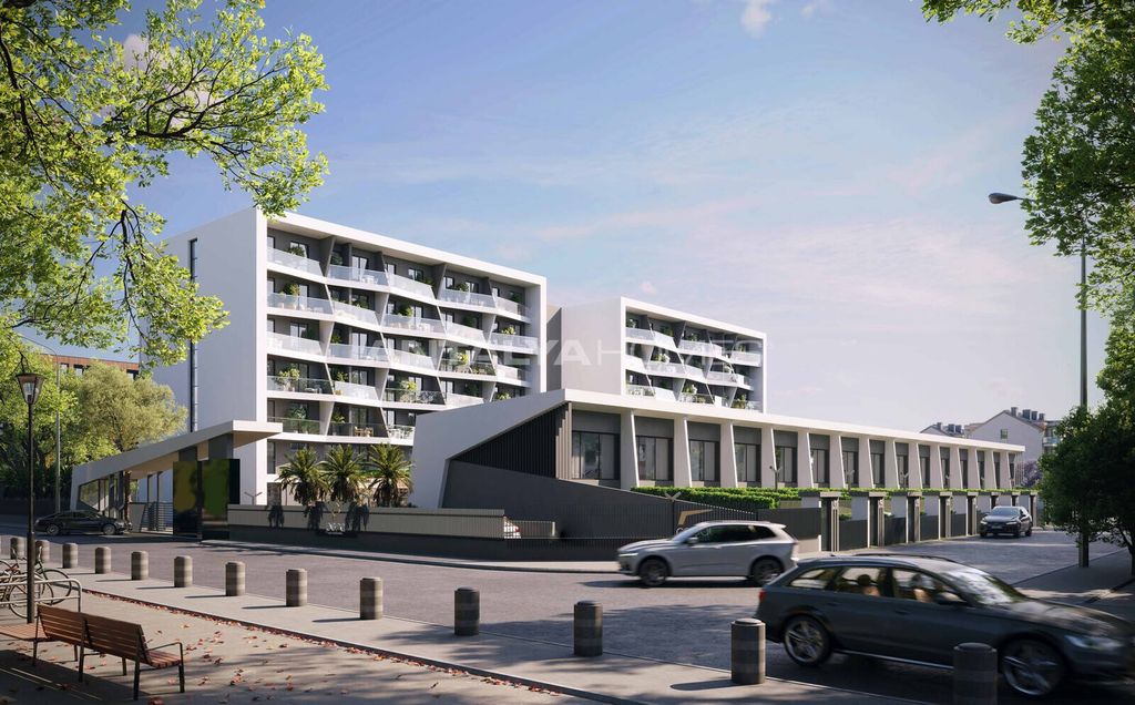 Property photo 1 of 35