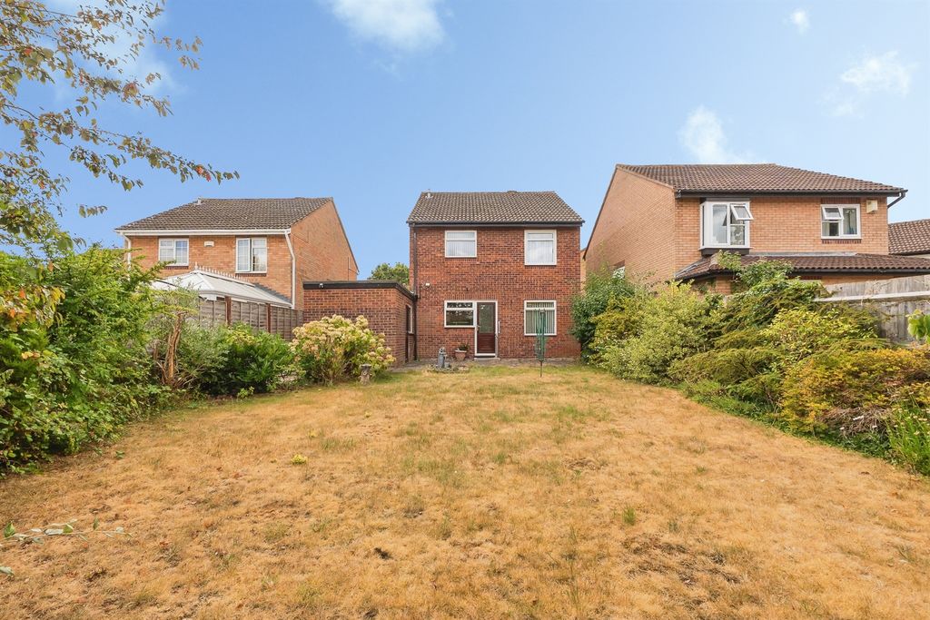 Property photo 2 of 19