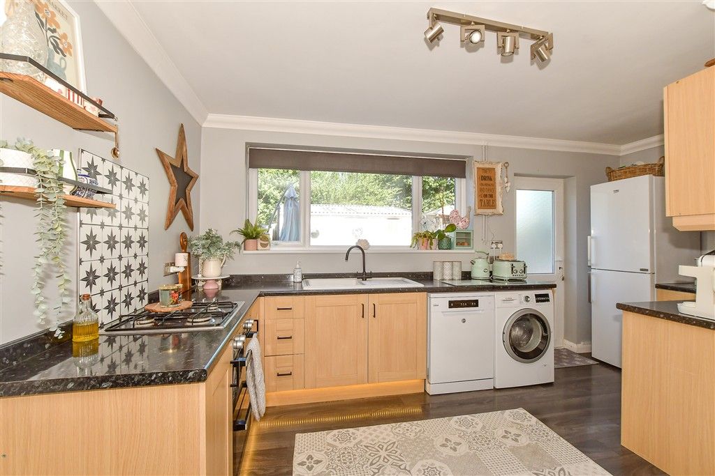Property photo 3 of 14 Kitchen/ Diner