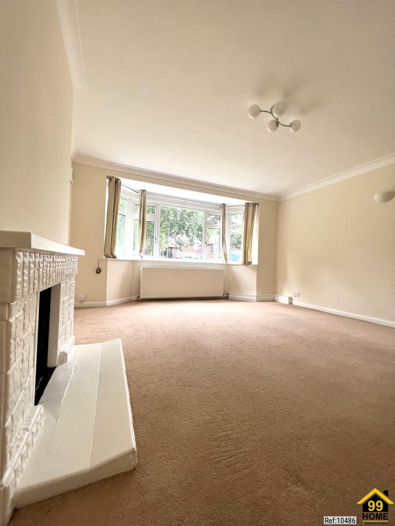 Property photo 3 of 17 Photo 2