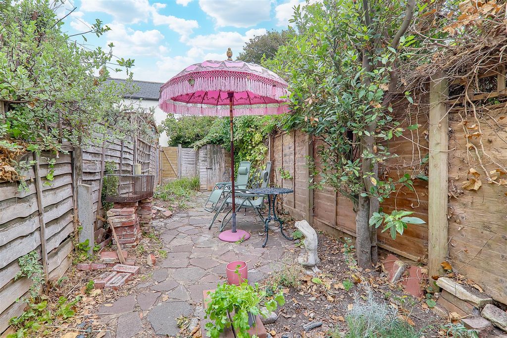 Property photo 2 of 10 Img_3414-Img_3416.Jpg
