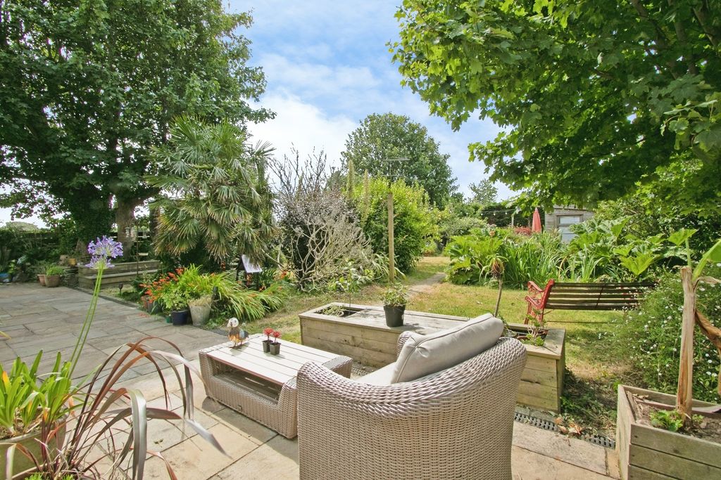 Property photo 3 of 23 Pbox-Img.Jpg