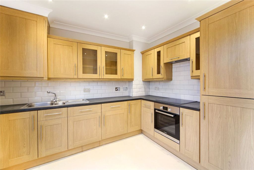 Property photo 2 of 10 Picture No. 14