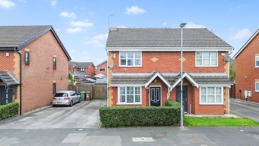 Property photo 1 of 21