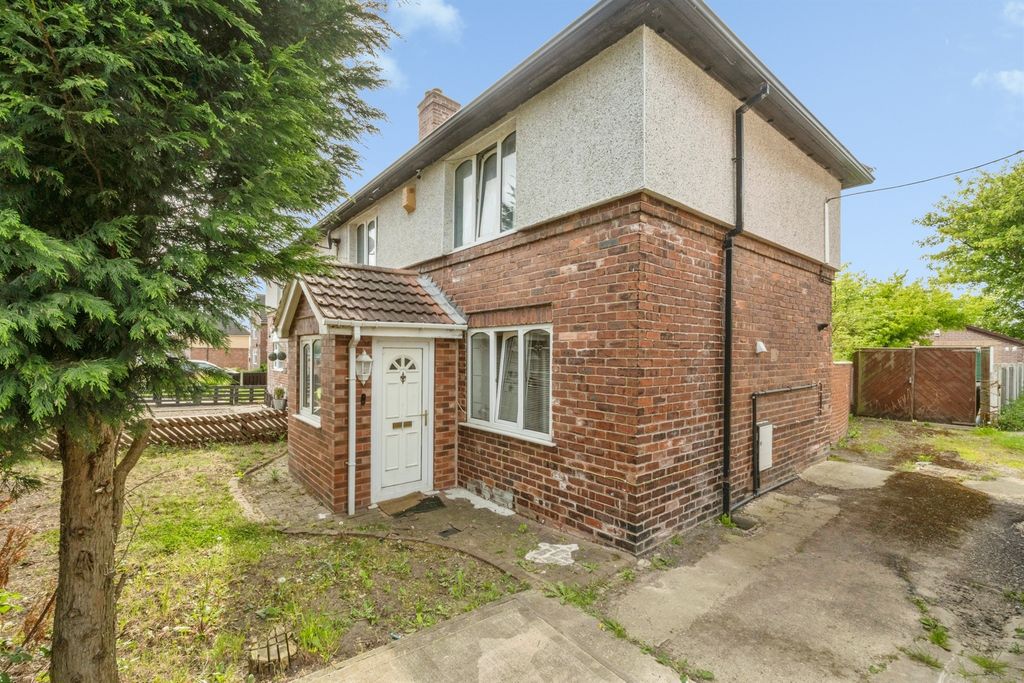 Property photo 1 of 20
