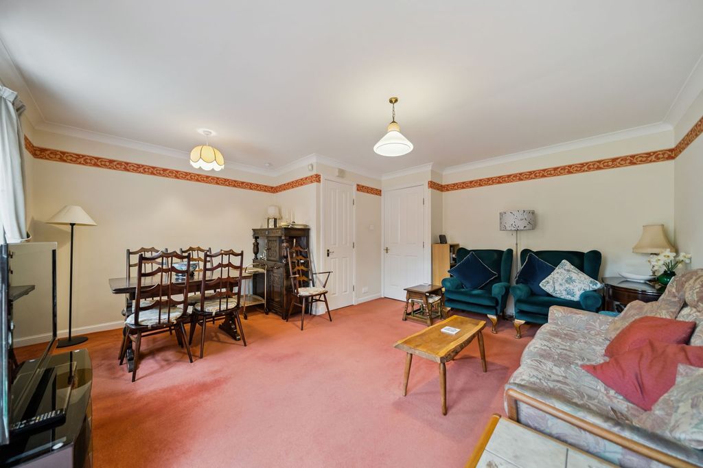 Property photo 3 of 19