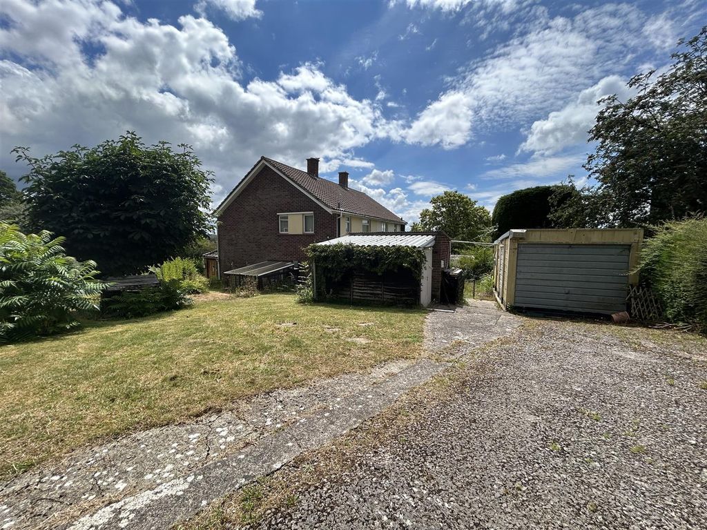 Property photo 2 of 18