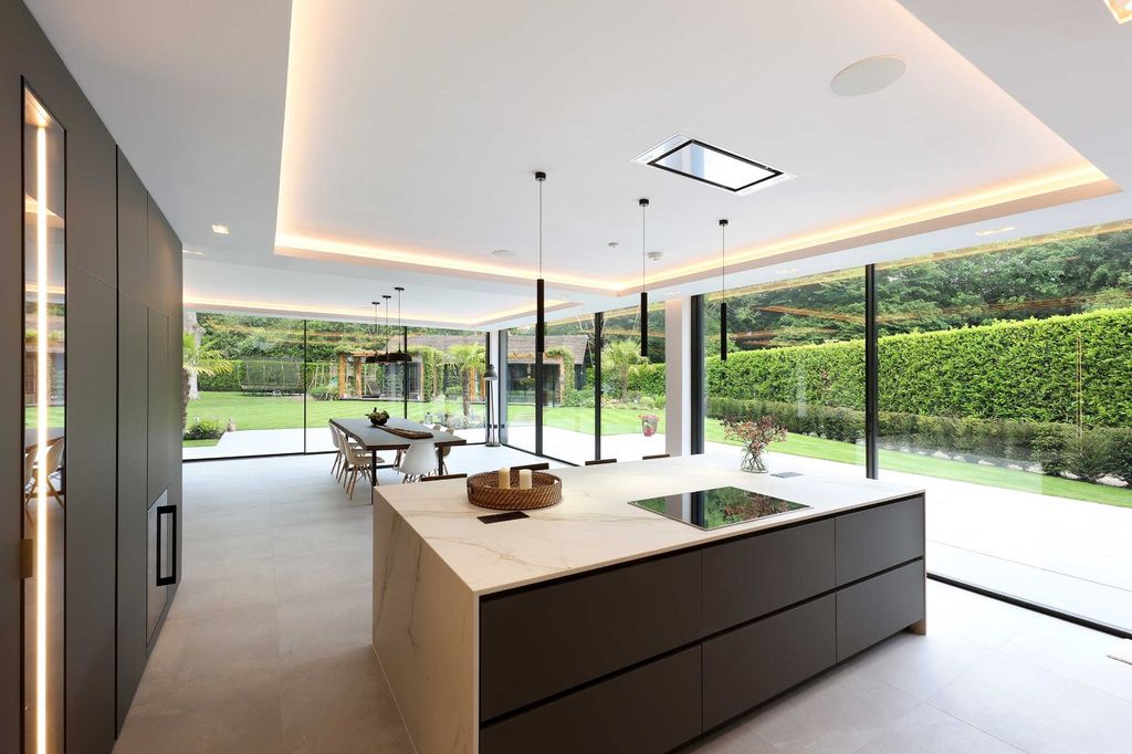 Property photo 3 of 34 Picture No. 54