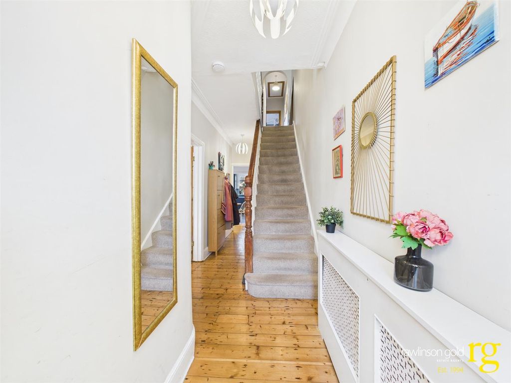 Property photo 2 of 18 Cam02900G0-Pr0305-Still008.Jpg