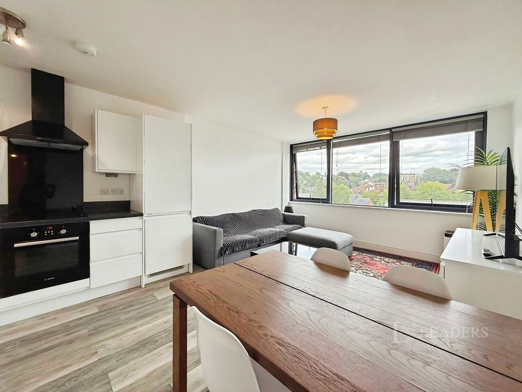 Property photo 3 of 8 Open Plan