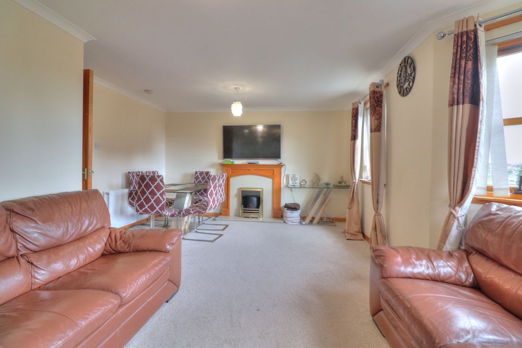 Property photo 2 of 14 Img_4098_099_100