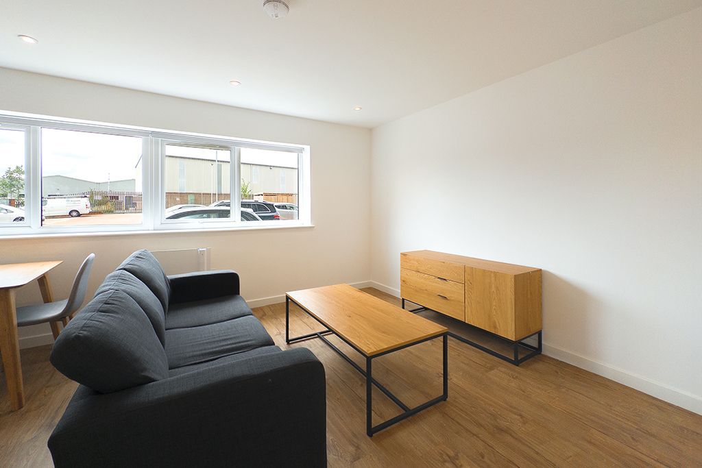 Property photo 3 of 11