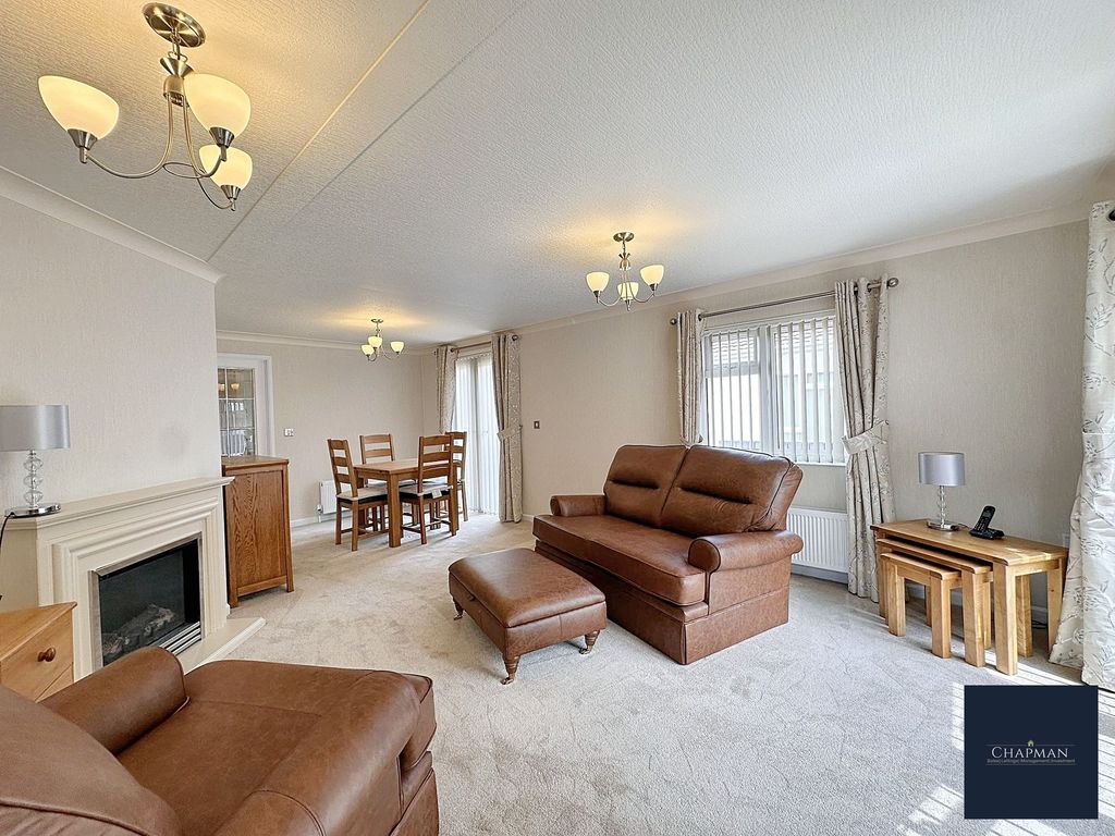Property photo 2 of 24