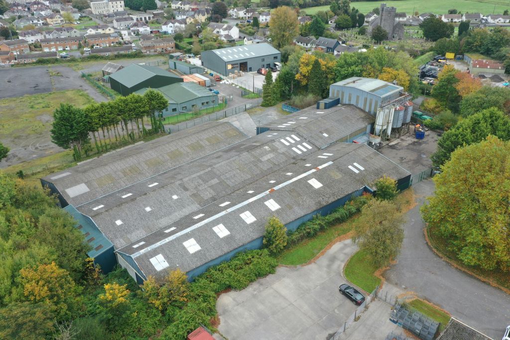 Property photo 3 of 18 Ll031.Jpg