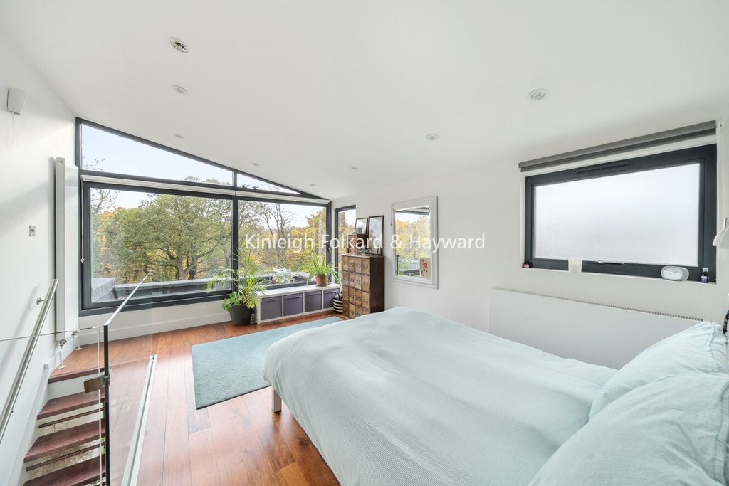 Property photo 2 of 13 Picture No. 02