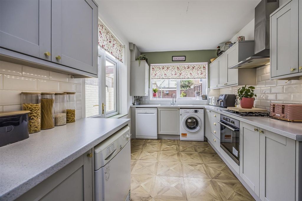 Property photo 1 of 18 1 Martin Road, Baffins-Porticomarketing-Soldby-21.