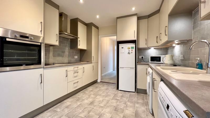 Property photo 2 of 17 Photo 6