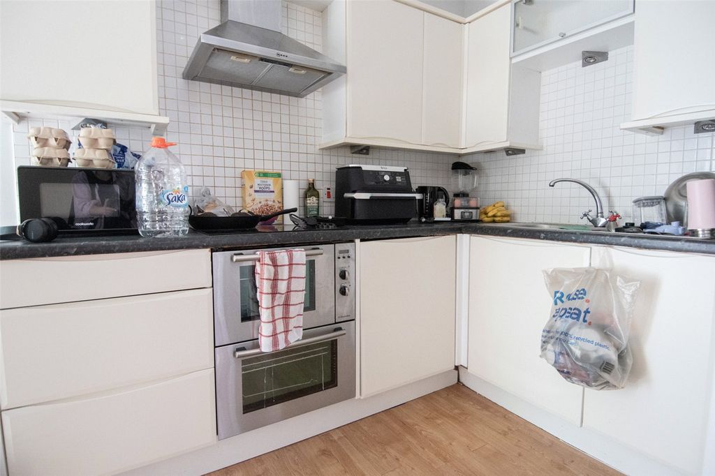 Property photo 2 of 9 Picture No. 07