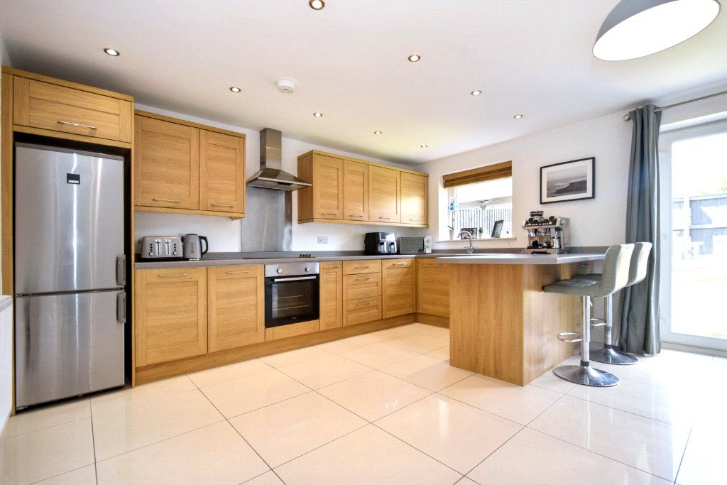 Property photo 2 of 20 Picture No. 17