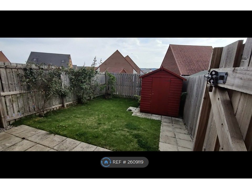 Property photo 3 of 14