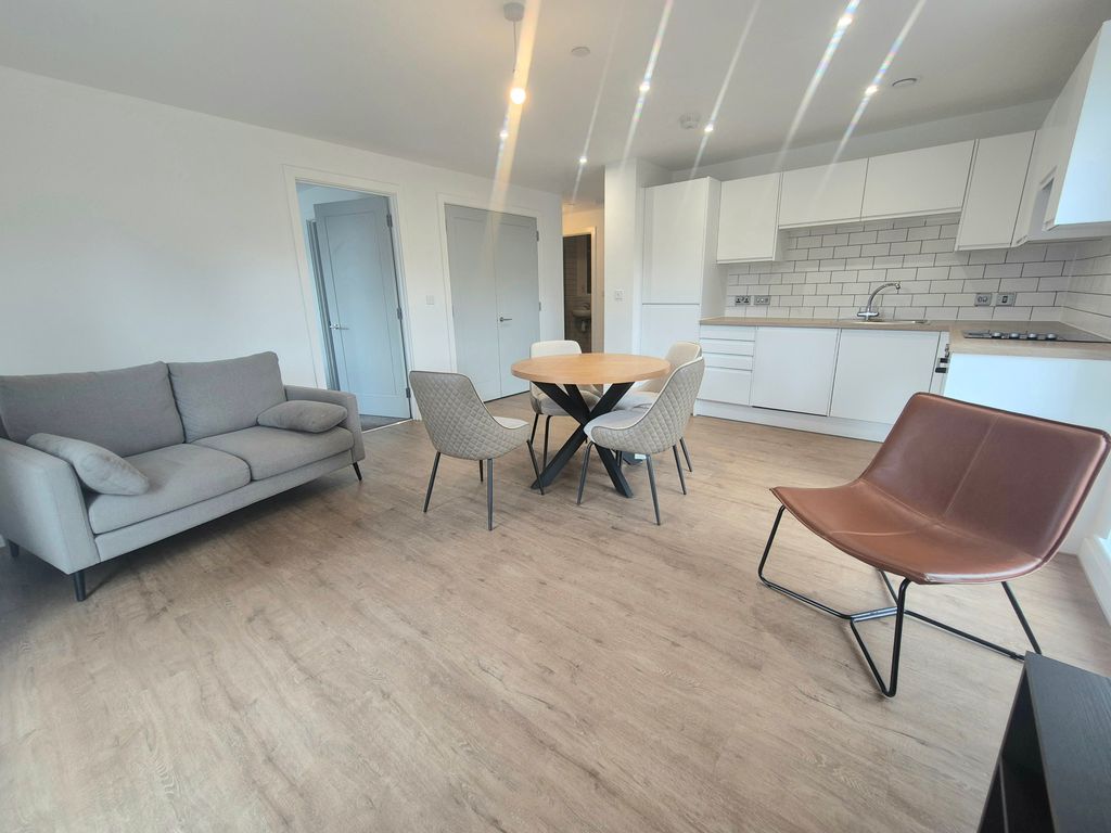 Property photo 1 of 13 Image
