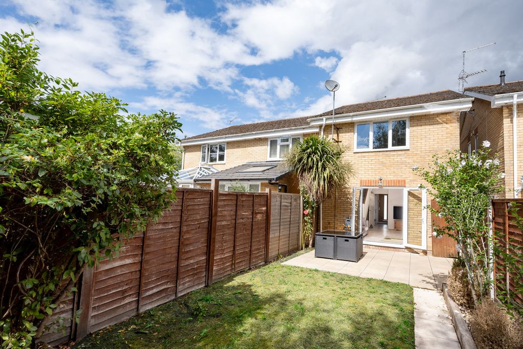 Property photo 2 of 19