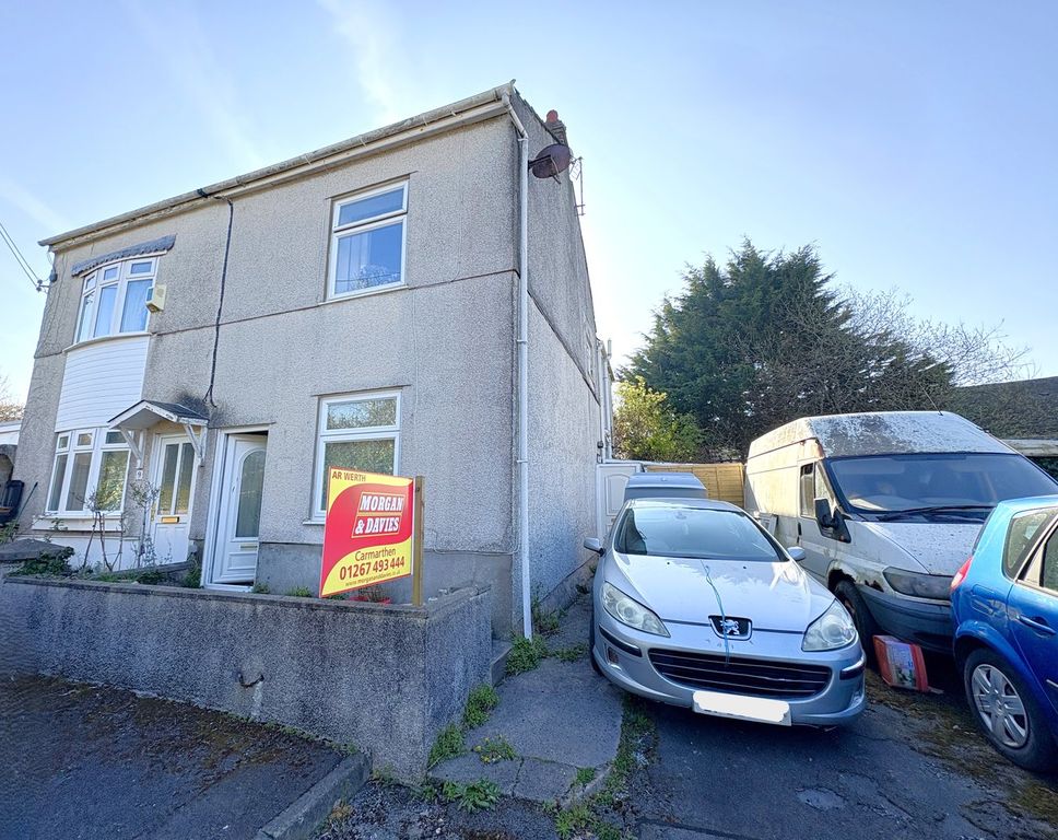 Property photo 1 of 11