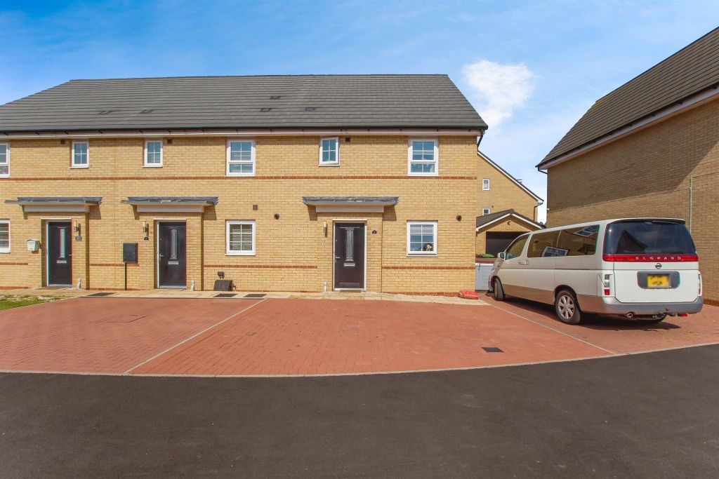 Property photo 1 of 17