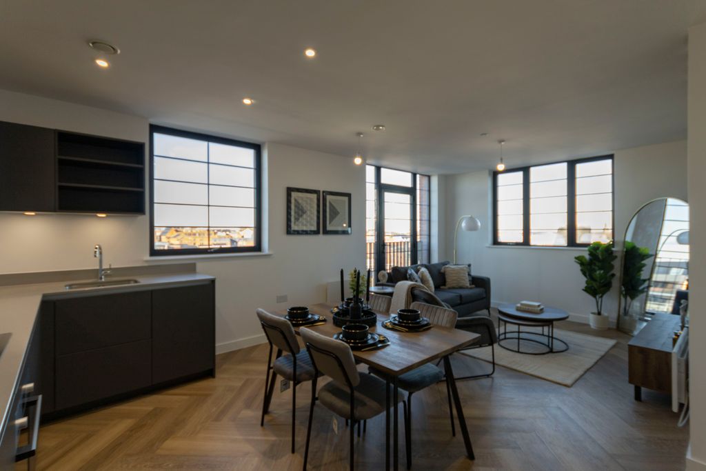 Property photo 1 of 14 Img_1669_1