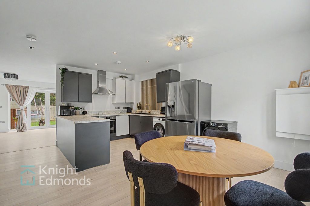 Property photo 2 of 18 Kitchen & Dining Room