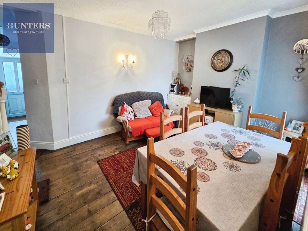 Property photo 3 of 15 Pbox-Img.Jpg