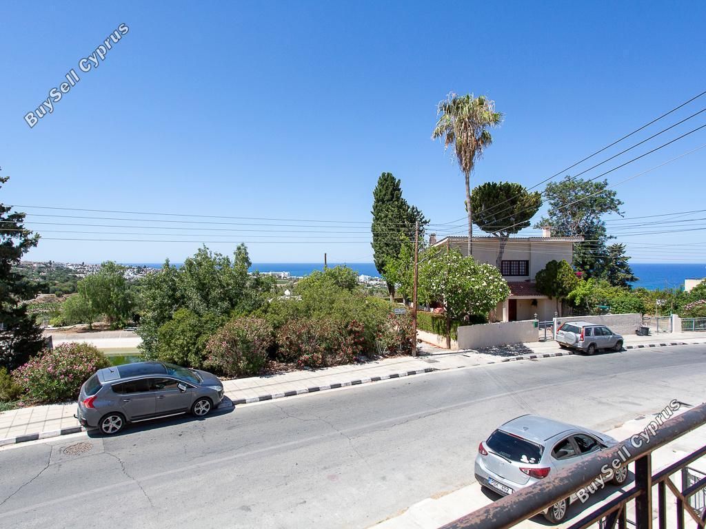 Property photo 3 of 26