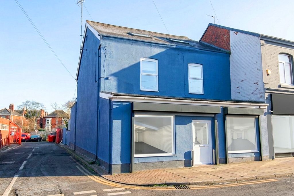 Property photo 1 of 5