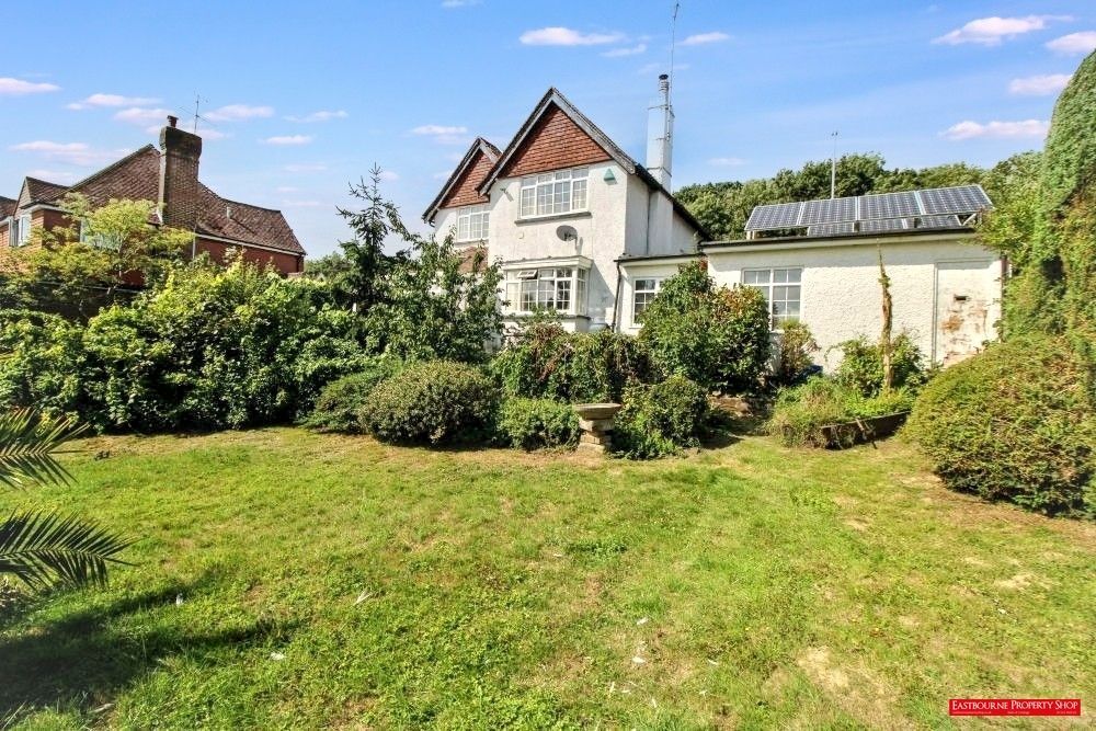 Property photo 3 of 21