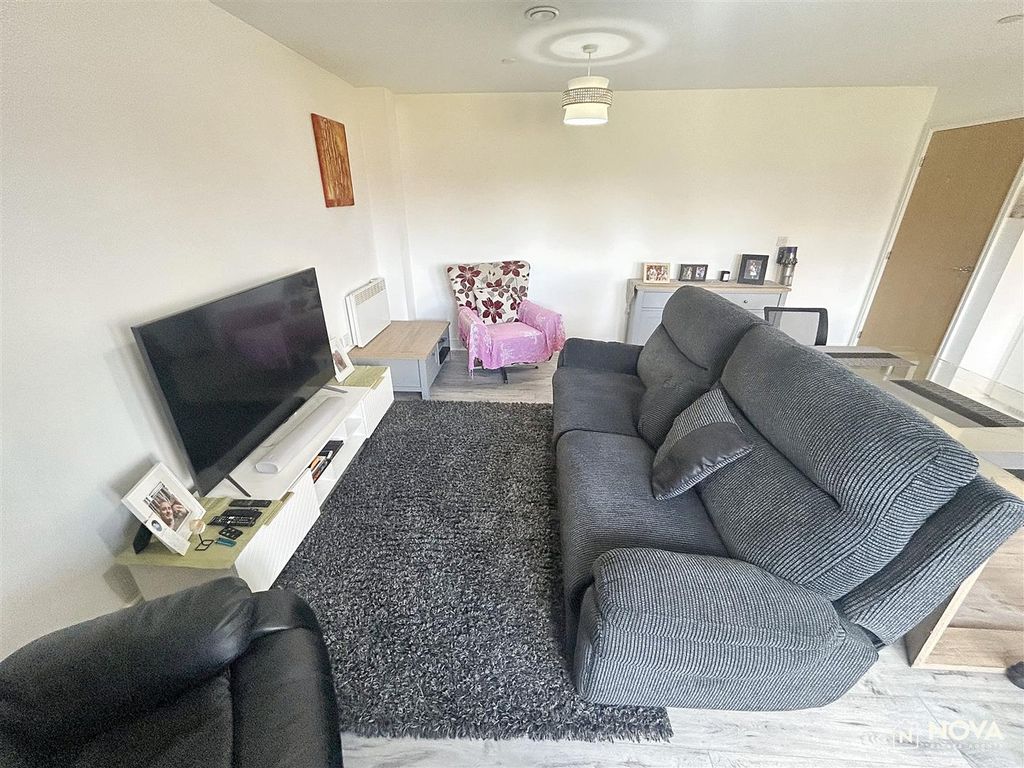Property photo 3 of 15 Img_9147.Jpg