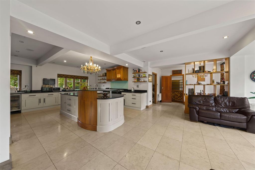 Property photo 3 of 47 Dsc02186.Jpg