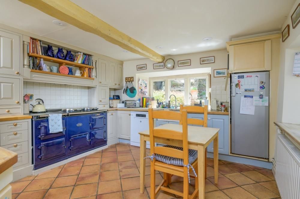 Property photo 2 of 36 Coach House Gl6 8Hp-23.Jpg