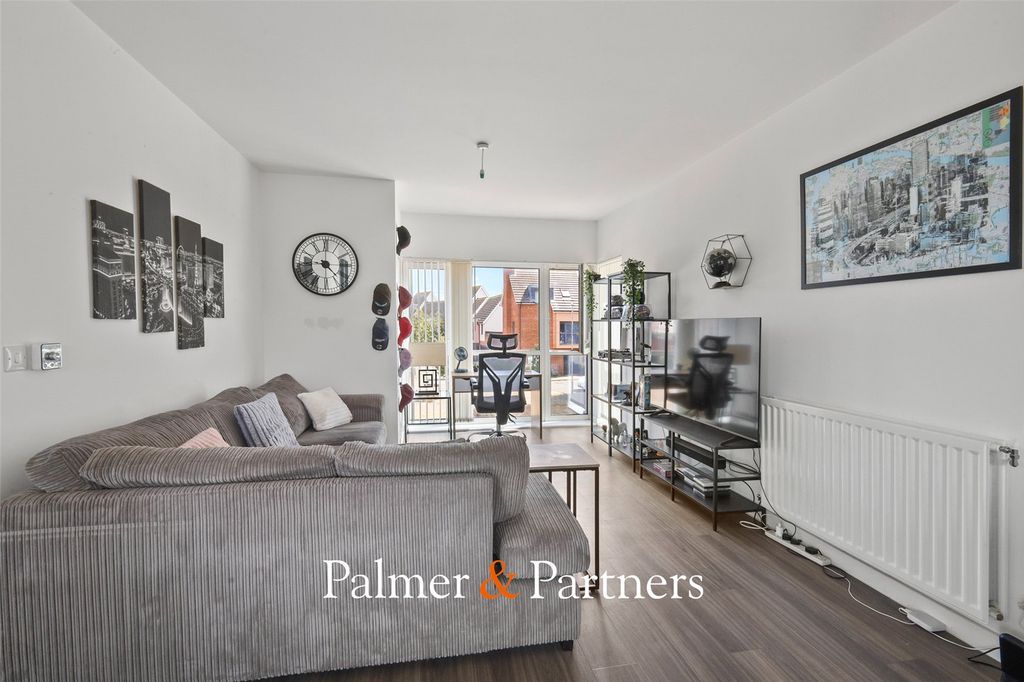 Property photo 2 of 17 Picture No. 05