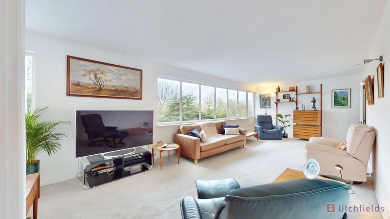 Property photo 2 of 24 Reception