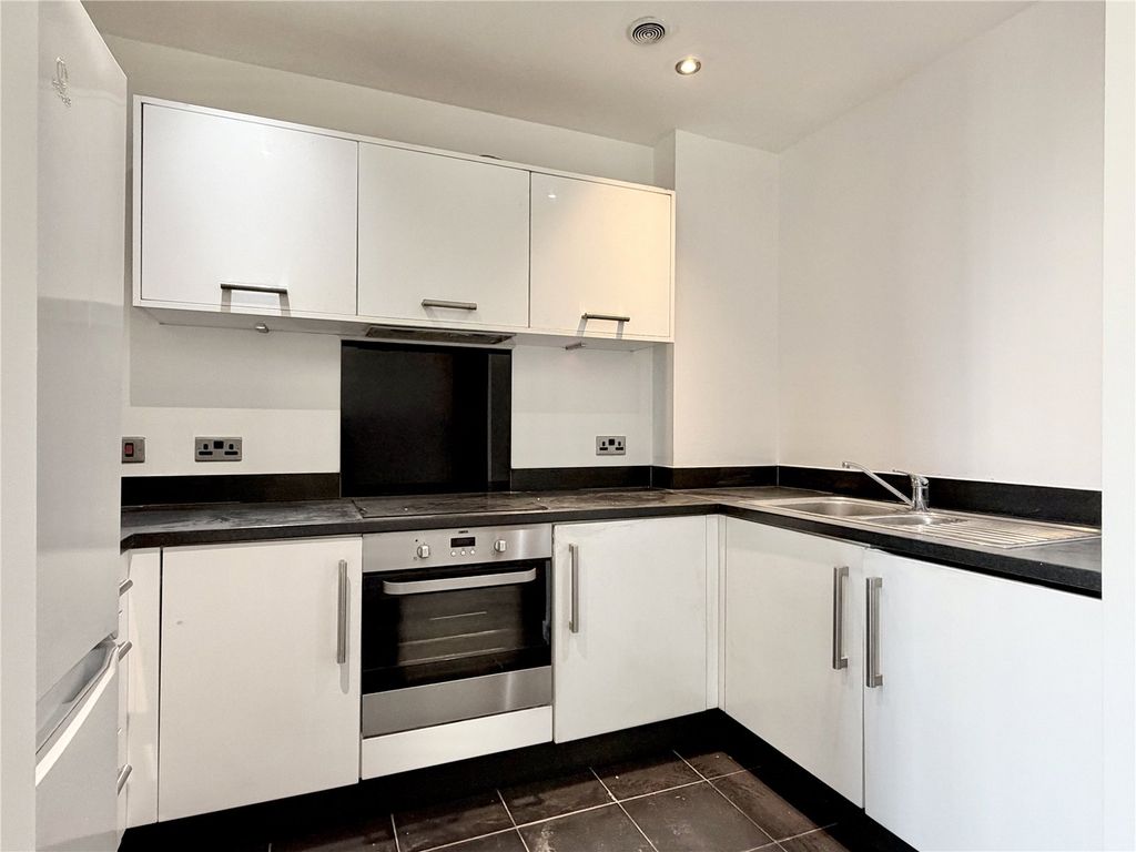 Property photo 2 of 13 Picture No. 22