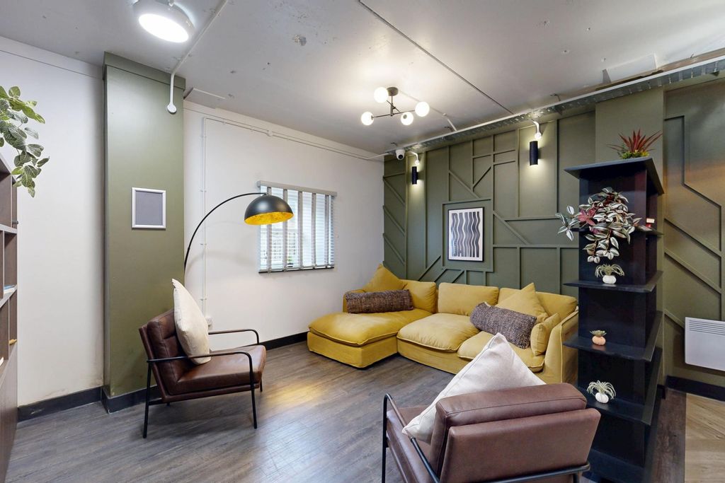 Property photo 3 of 30 Contemporary Living Room With A Large Mustard-Yell...