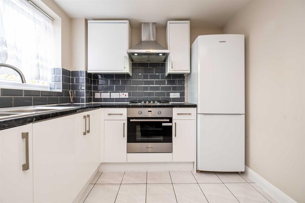 Property photo 2 of 9 Picture 2